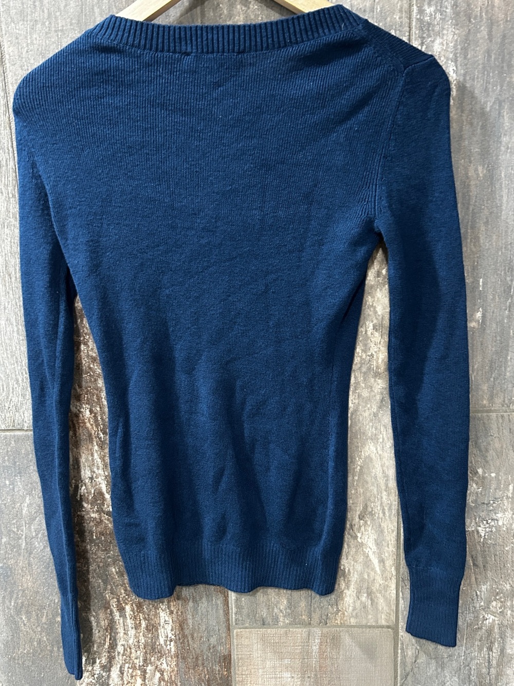 Express Women's Slim Crewneck Sweater in Navy - Picture 3 of 3